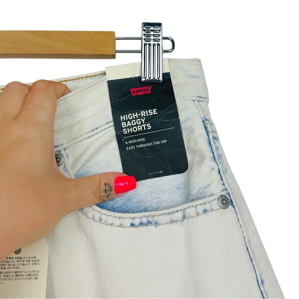 Levi’s Focus on the Present High Rise Baggy Bleached Light Washed Denim Shorts